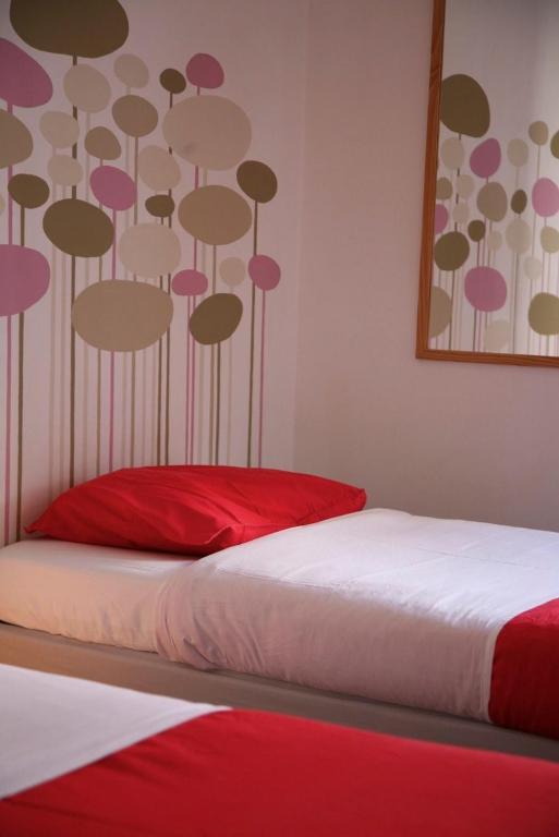 Shiado Hostel *